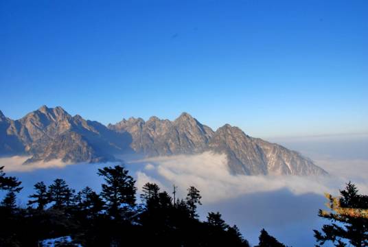 九峰山（浙江省金华市九峰山）