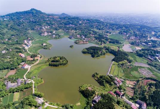 九龙湖（四川省自贡市富顺县兜山镇境内的一座湖泊）