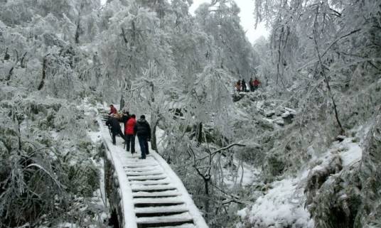 大雪山（四川省宜宾市筠连县大雪山）