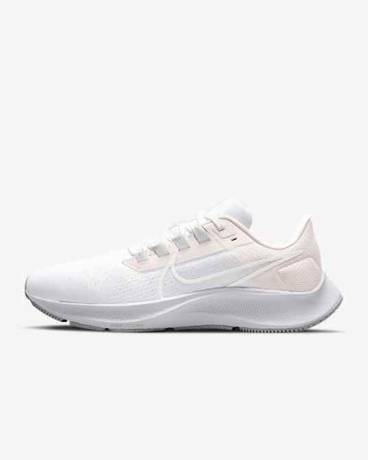 Nike Air Zoom Pegasus 38 女子跑步鞋