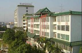 右江民族医学院护理学院