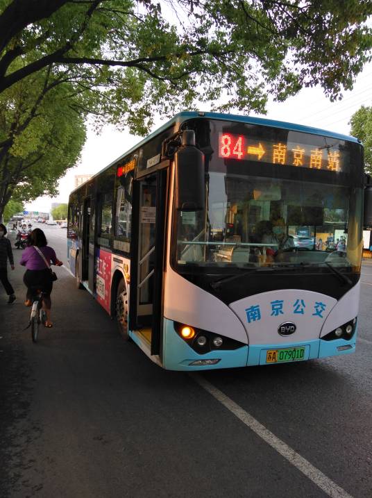 南京公交84路