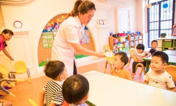 幼儿园伙磁留笔帝架才降委会会议记录内容