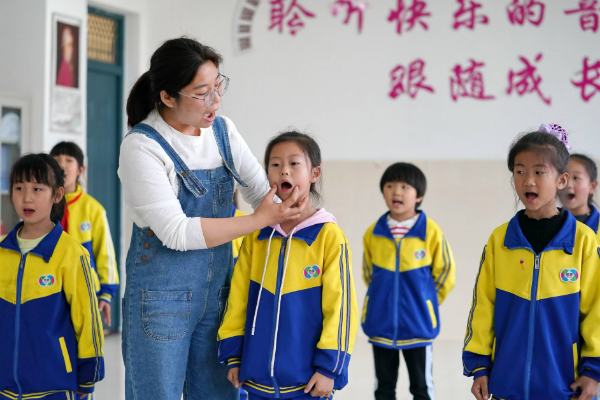 学唱歌技巧和发声方法零基础