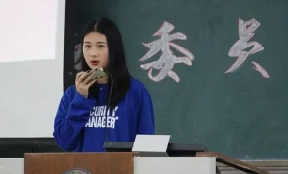 大学生活委员的职责