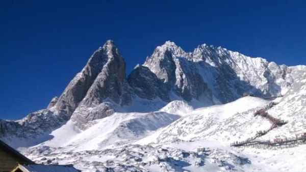 玉龙雪山大索道小索道区别