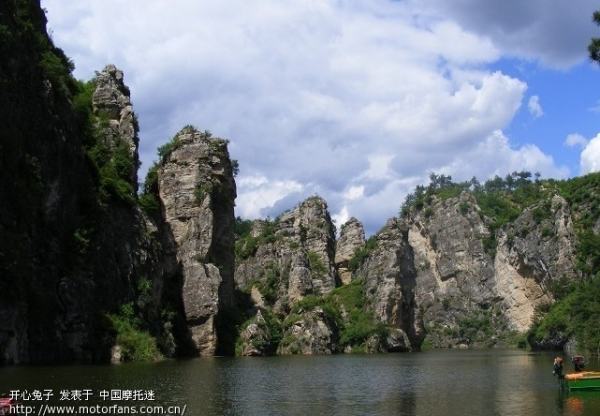 建昌龙潭大峡谷风景区的景区简介